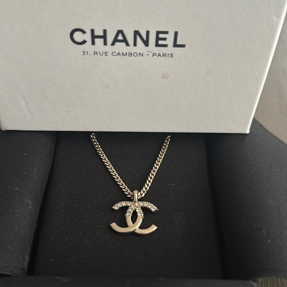 Chanel Pendant Gold Necklace